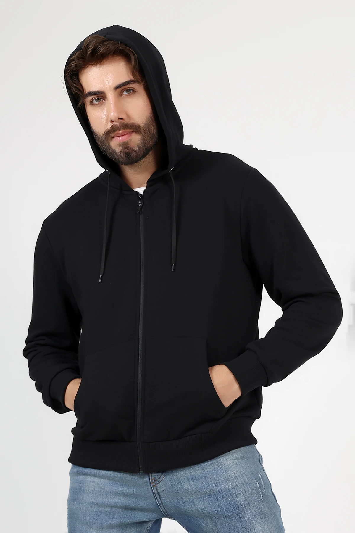 Siyah Fermuarlı Erkek Hırka Katlanınca Çantaya Dönüşen Beduca Hırka