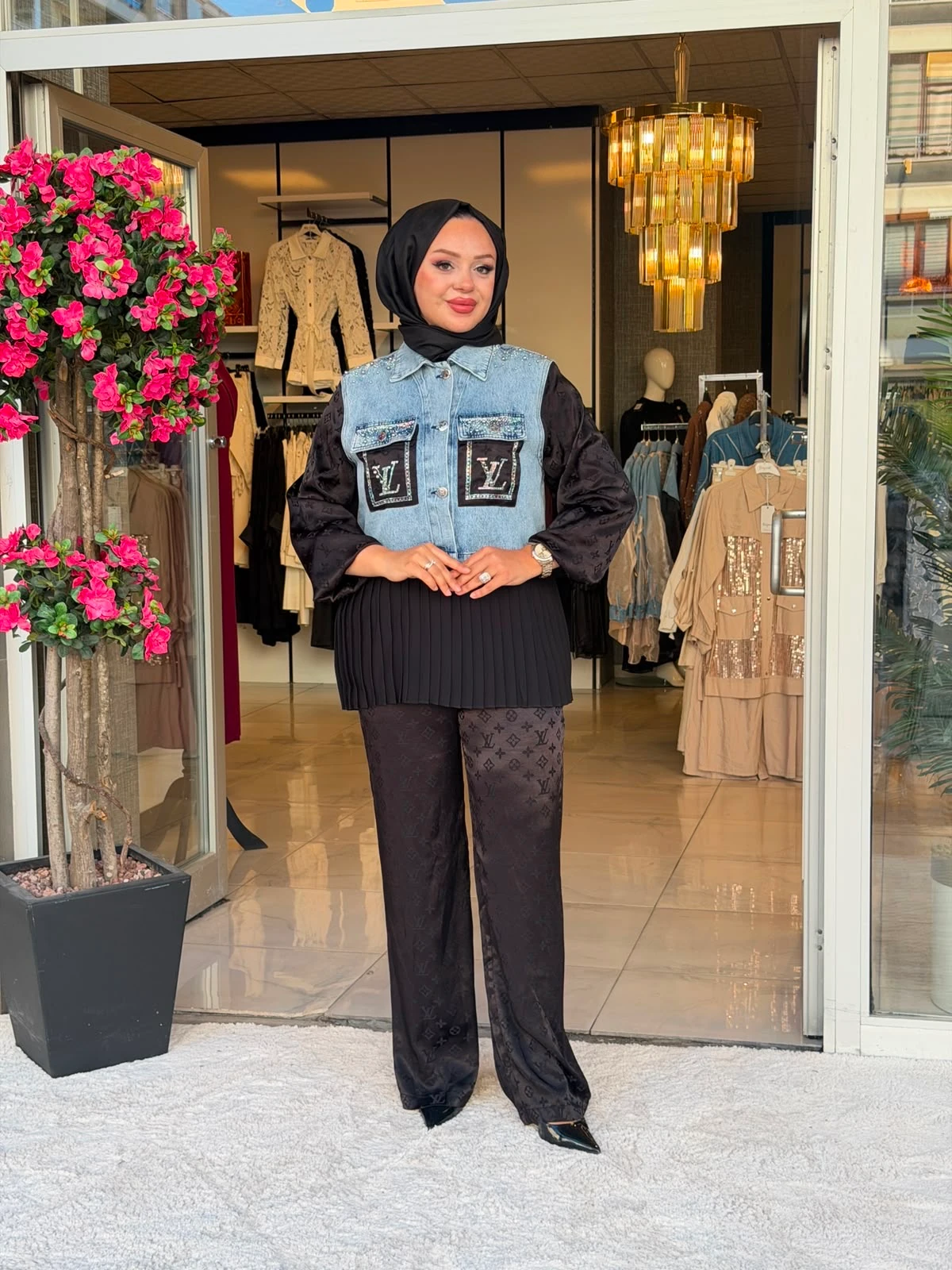 1302 Denim Detaylı İthal Takım
