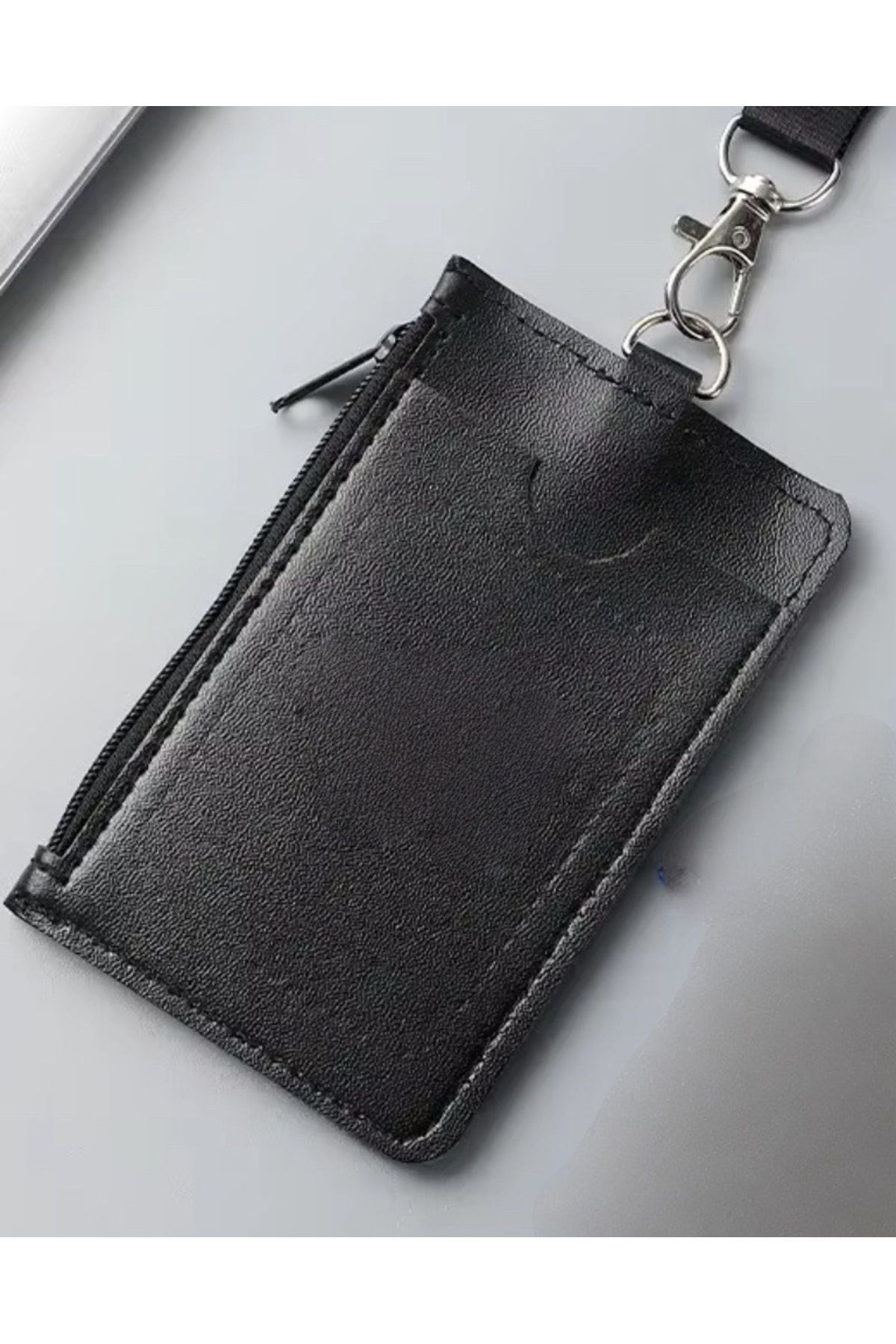 Leather Dikey Siyah Kart Kılıfı Yaka Kartı Koruyucu Fermuarlı