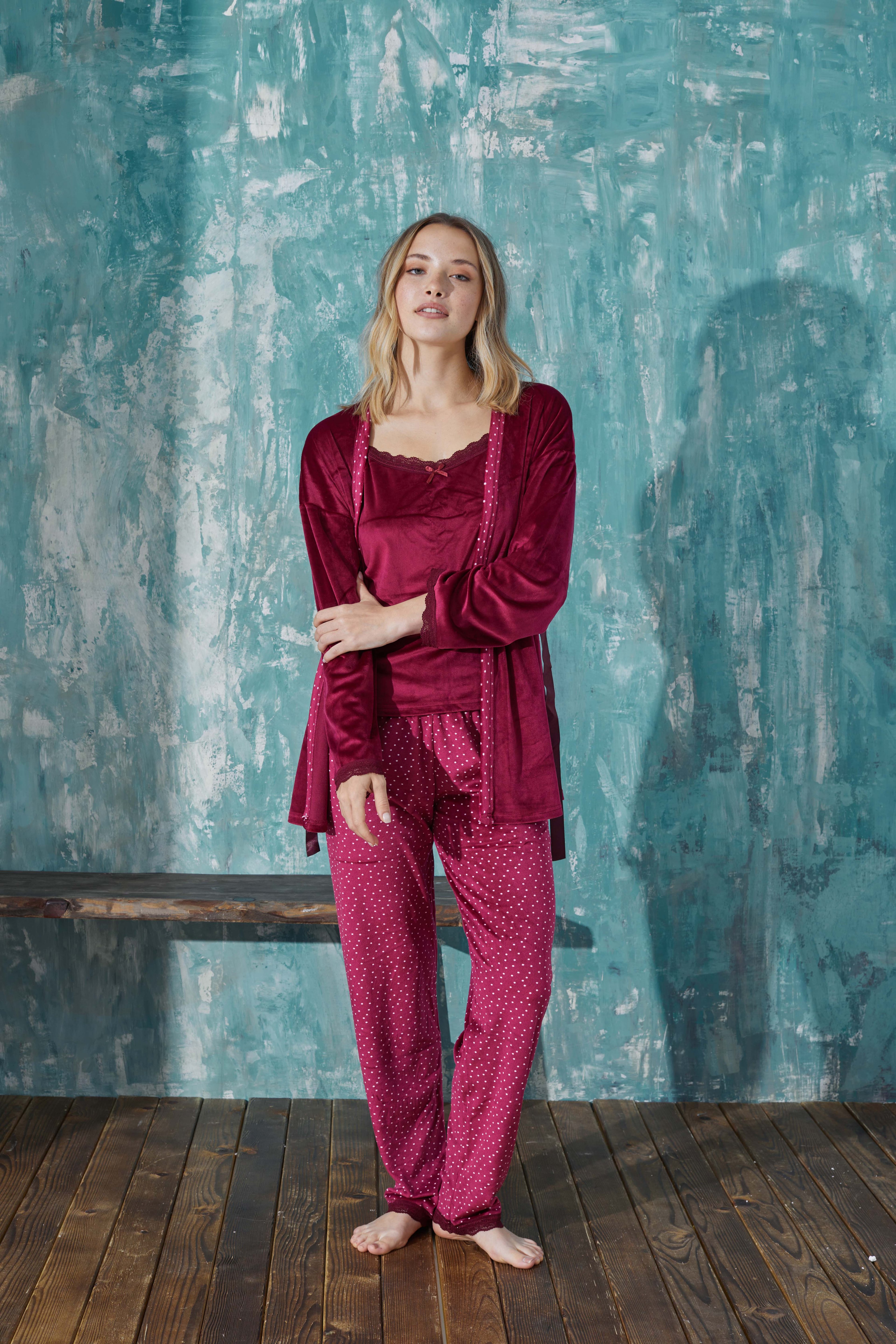 Kadın Benekli Fransız Kadife İp Askılı Sabahlıklı Dantel Detaylı Pijama Takımı 3lü Set 