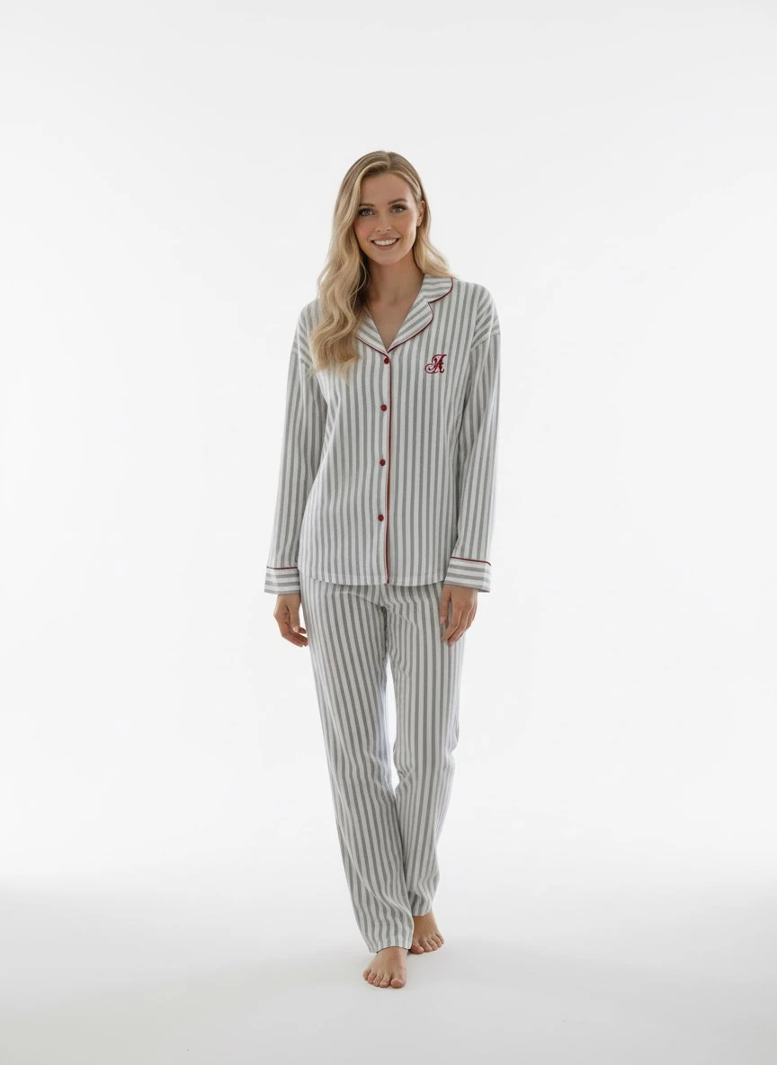 Kadın Beyaz Çizgili %100 Pamuk Kumaş Mevsimlik Uzun Kol Cepli Pijama Takımı