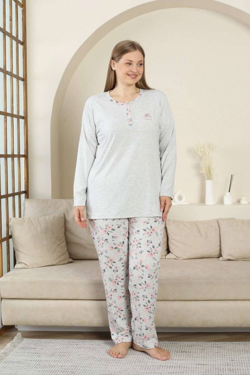 Kadın Büyük Beden Gri Çiçek Desen 3 Düğmeli Mevsimlik Uzun Kol Pijama Takımı