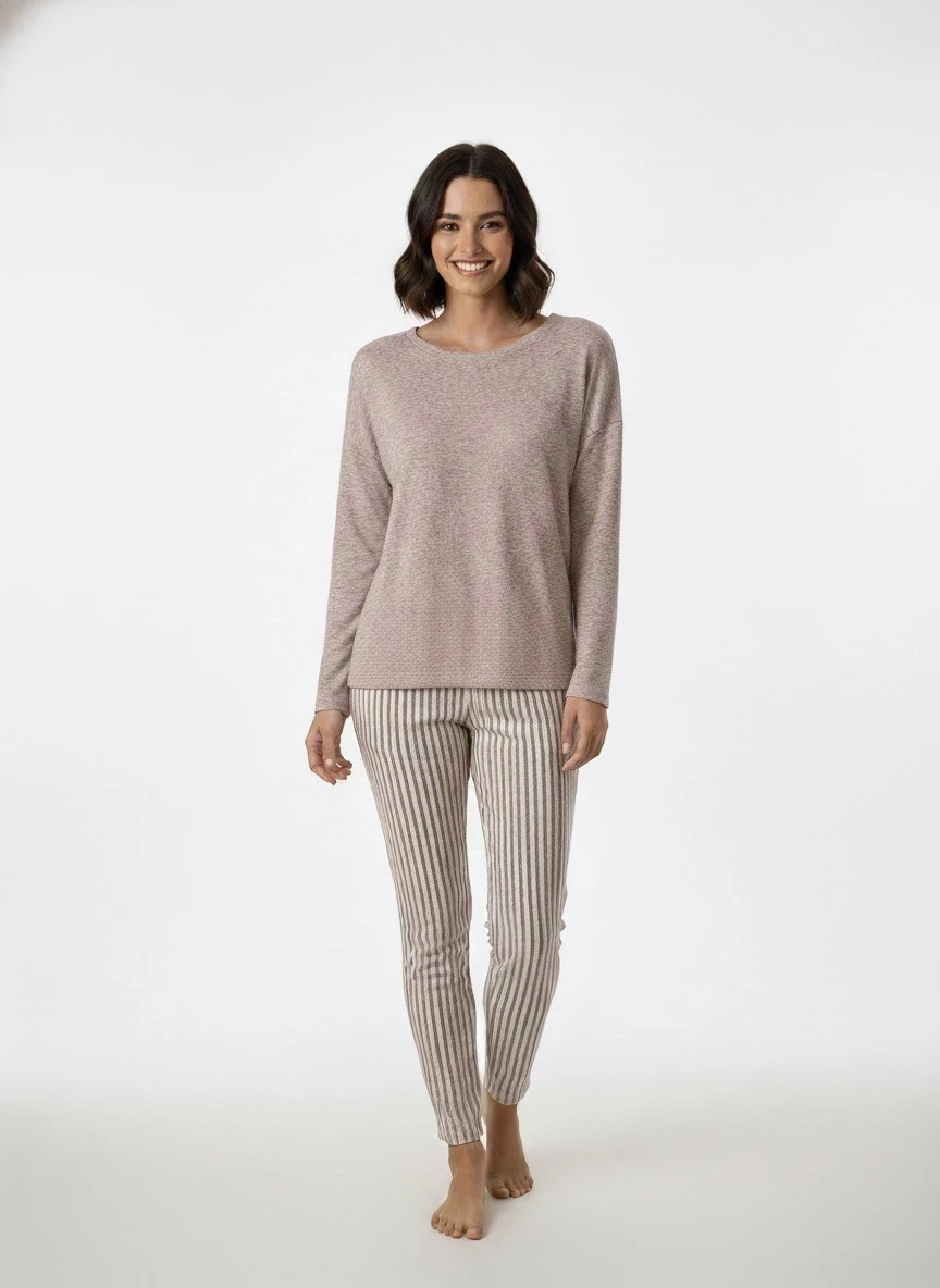 Kadın Viskon Mevsimlik Uzun Kol Cepli Pijama Takımı-Üstü İnce Triko Alt Pijama Dar Kesim Jakar Kumaş