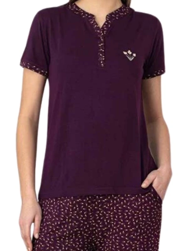 Kadın Mürdüm Desenli V Yaka 3 Düğmeli Likralı Viskon Kısa Kol Pijama Takımı