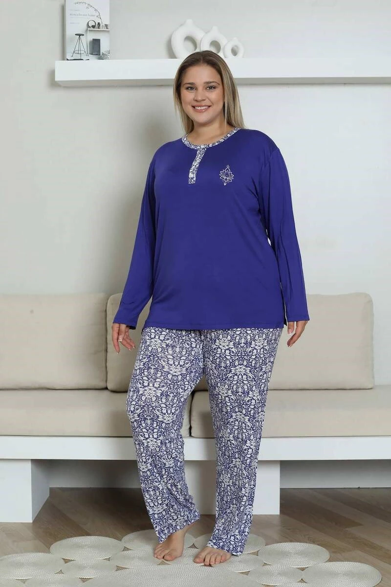 Kadın Saks Mavi 3 Düğmeli Etnik Desen Likralı Viskon Uzun Kol Pijama Takımı