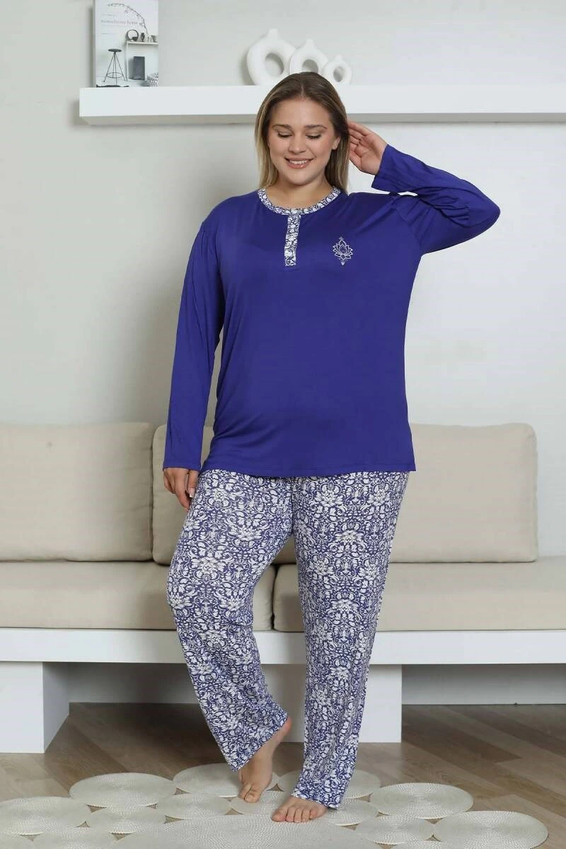 Kadın Saks Mavi 3 Düğmeli Etnik Desen Likralı Viskon Uzun Kol Pijama Takımı