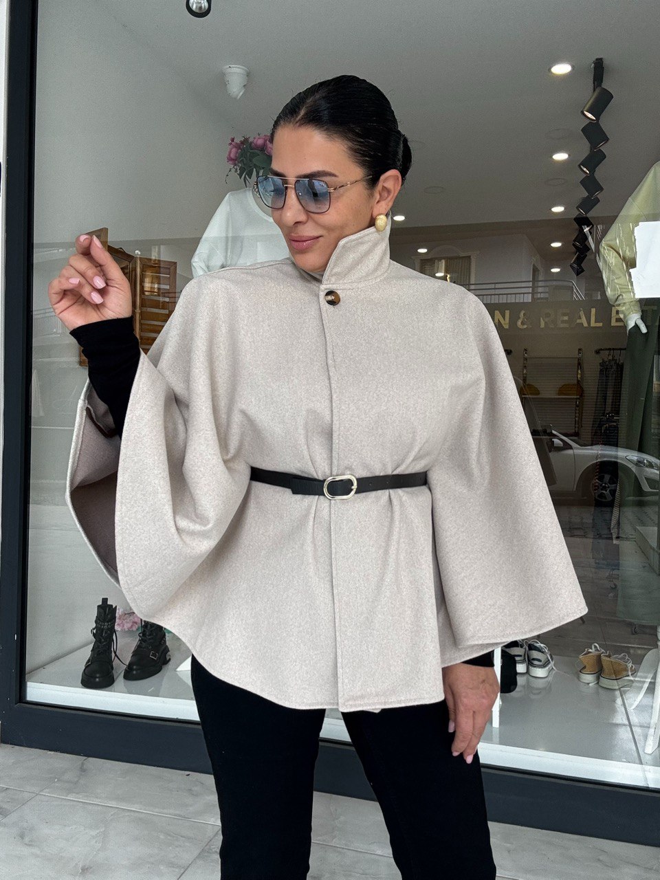 TAŞ RENGİ KAŞE PANÇO