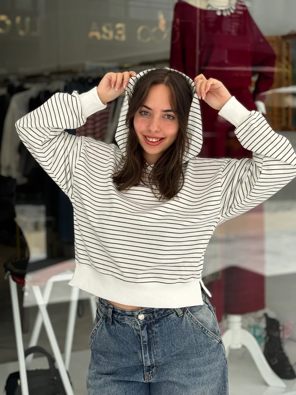 SİYAH ÇİZGİLİ SWEAT