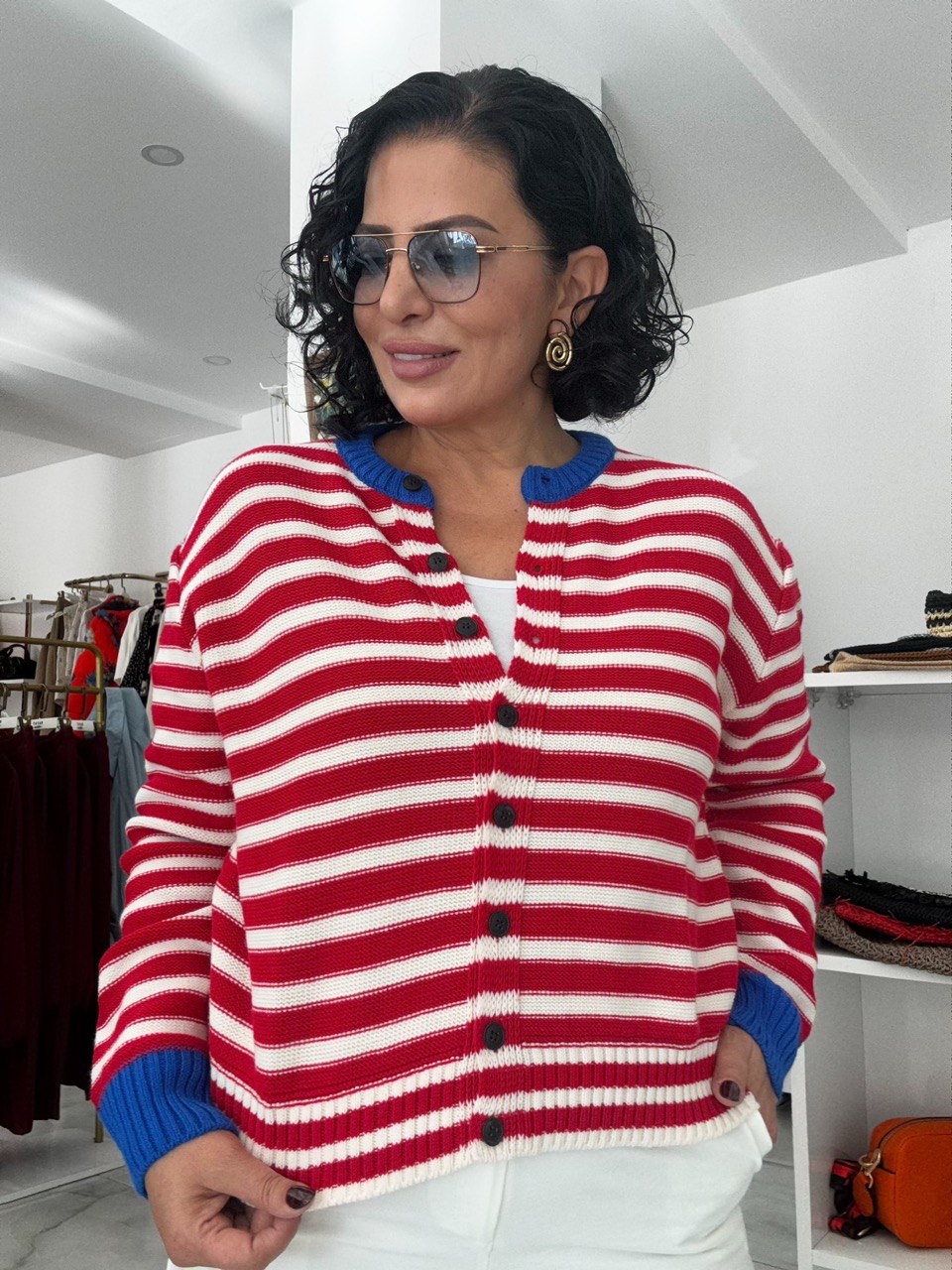 ÇİZGİLİ HIRKA
