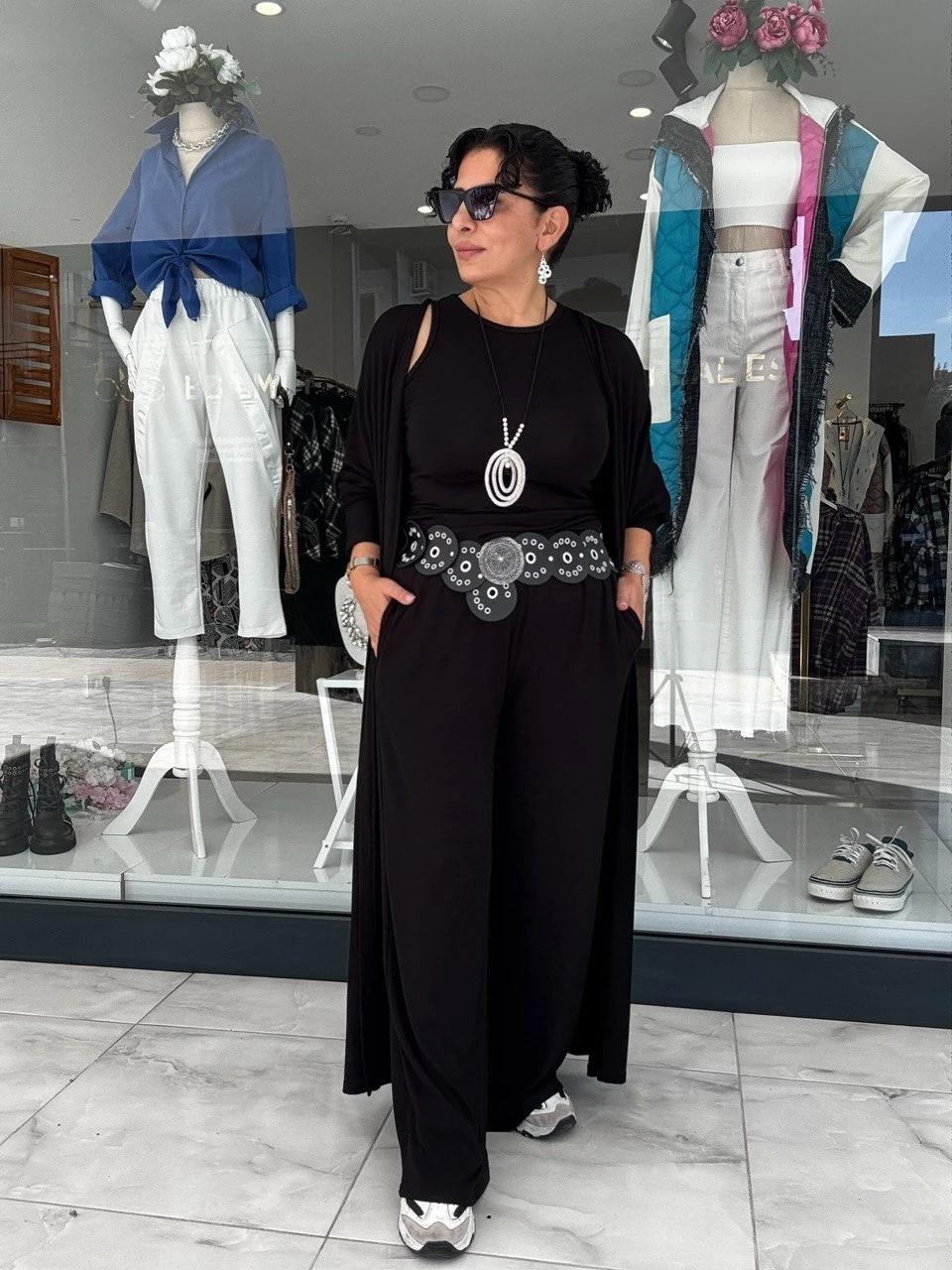 SİYAH ÜÇLÜ TAKIM