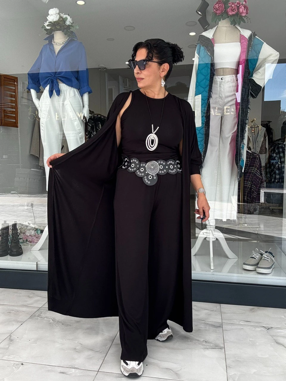 SİYAH ÜÇLÜ TAKIM