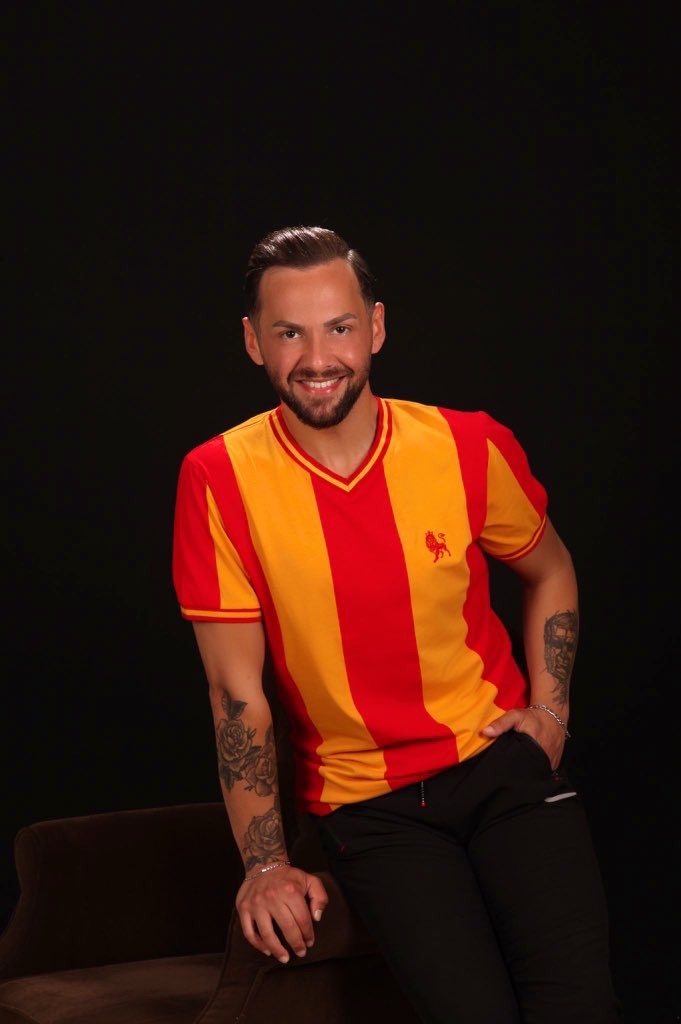 red & yellow ( cizgılı)