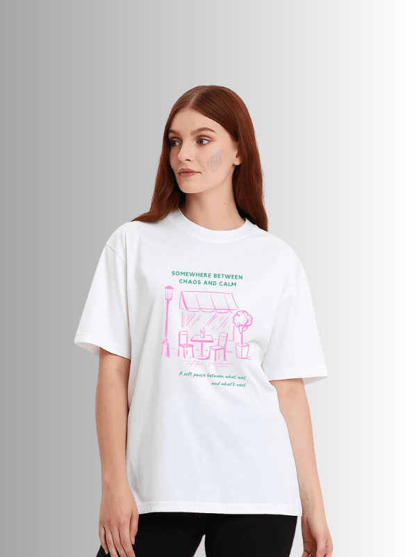 Somewhere Between Chaos and Calm Baskılı %100 Pamuk Kadın Beyaz T-shirt