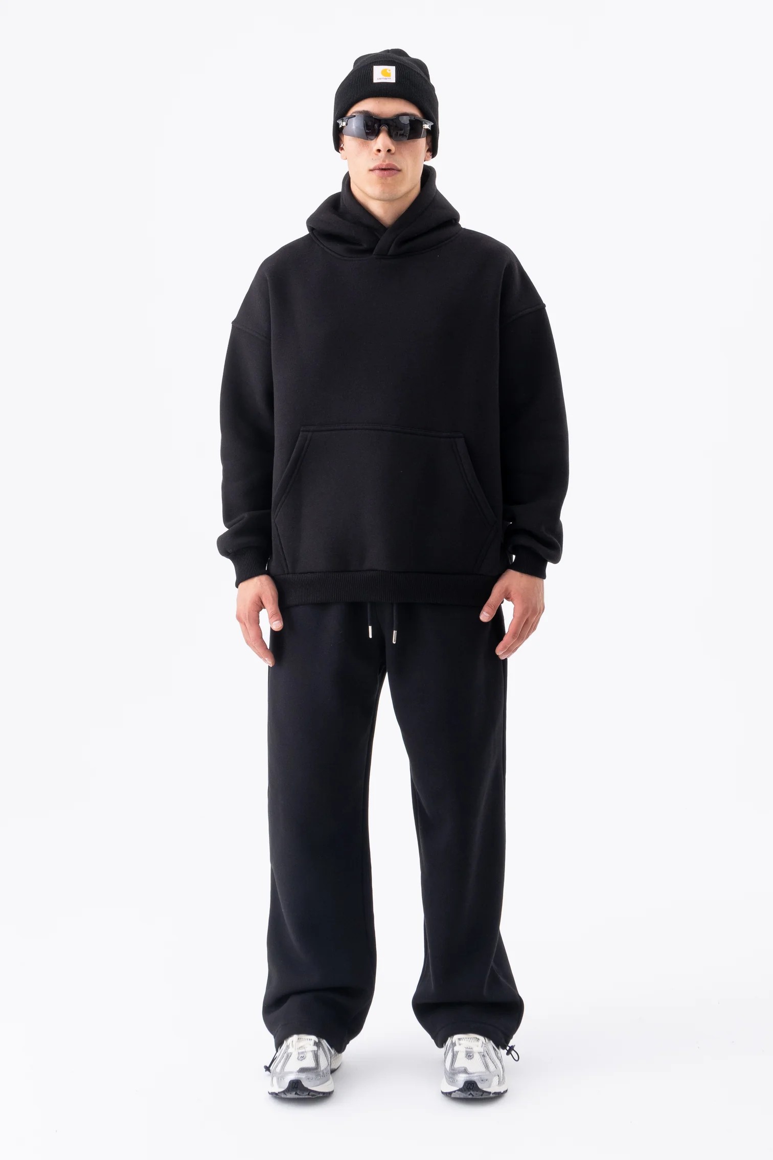 Basic Nakış Detaylı Oversize Hoodie - SİYAH