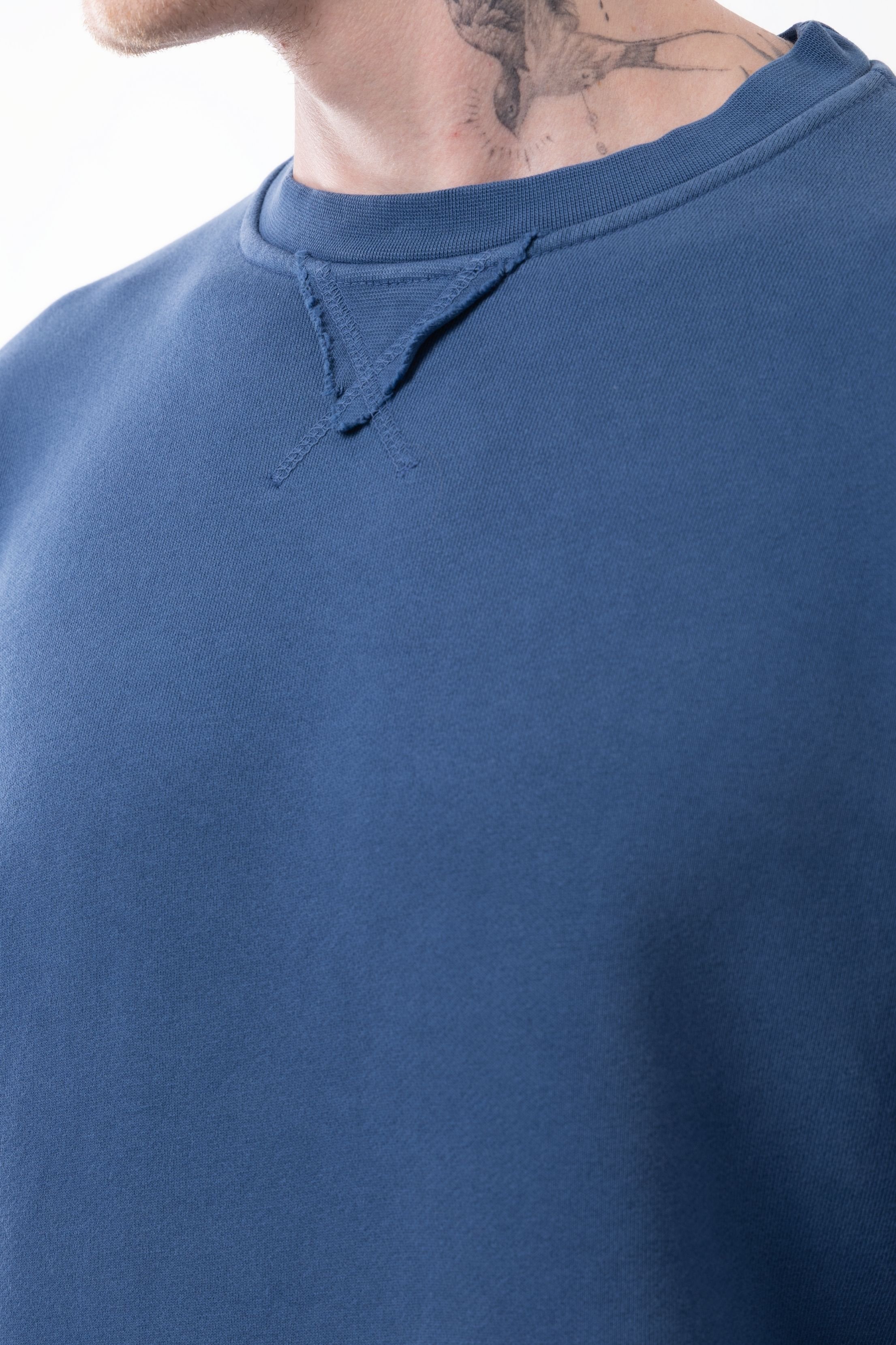 DİAGONAL WASHED SWEATSHİRT