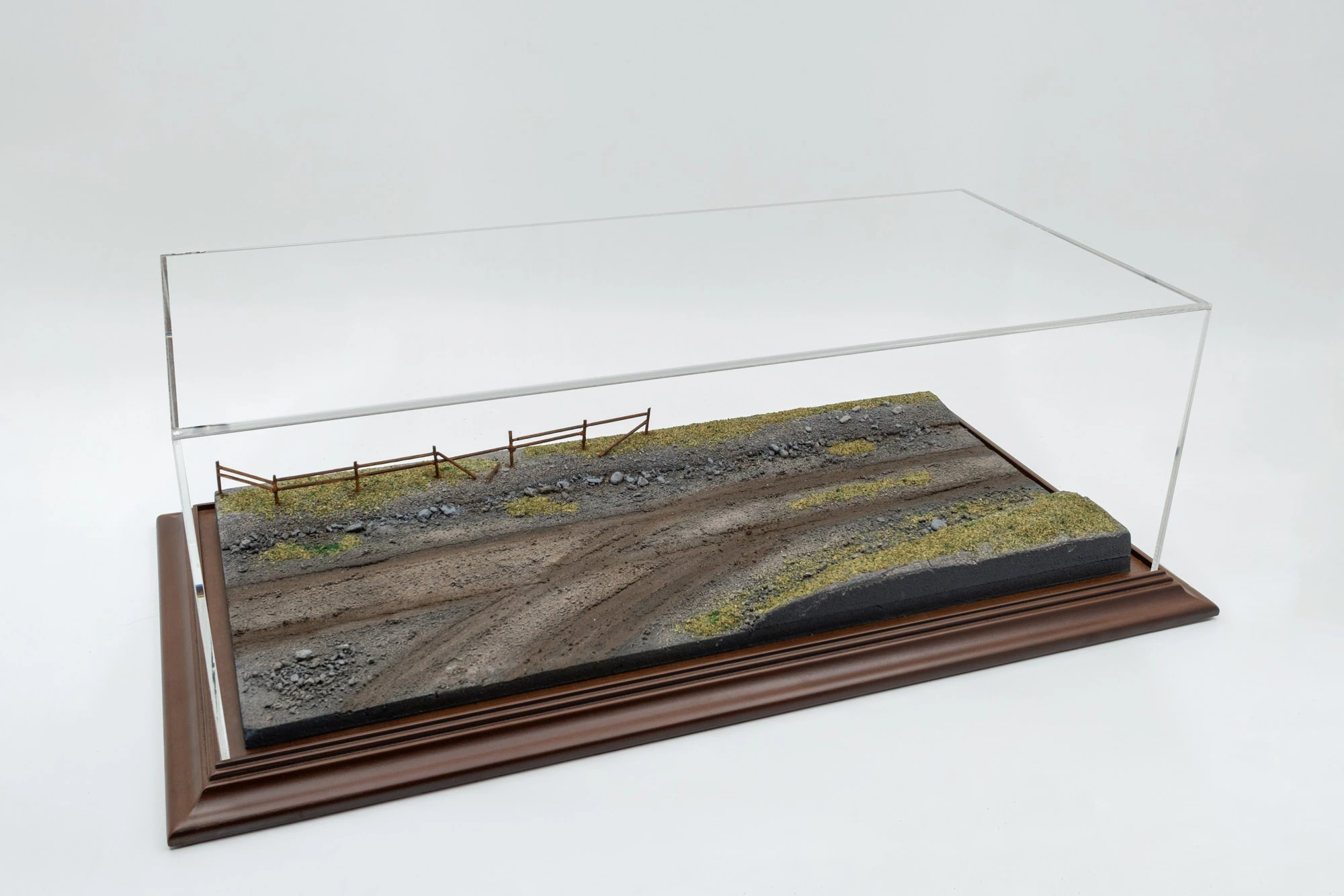 Atlantic Case 30207 Diorama Farm Road / Çiftlik Yolu Sergileme Ünitesi