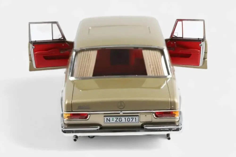 NZG 107100066 1/18 Ölçek Mercedes-Benz 600 Pullman Şampanya