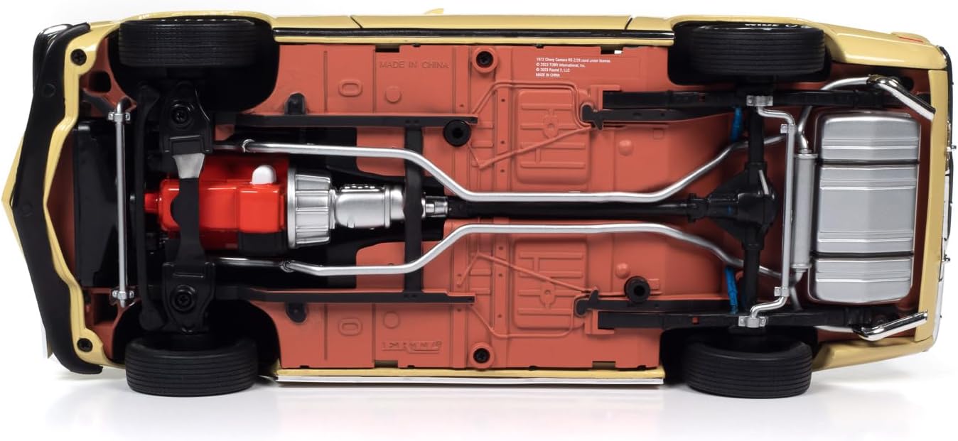 American Muscle AMM1311  1/18 Ölçek 1972 Chevrolet Camaro Rs/Z28, Sarı/Siyah Şeritli