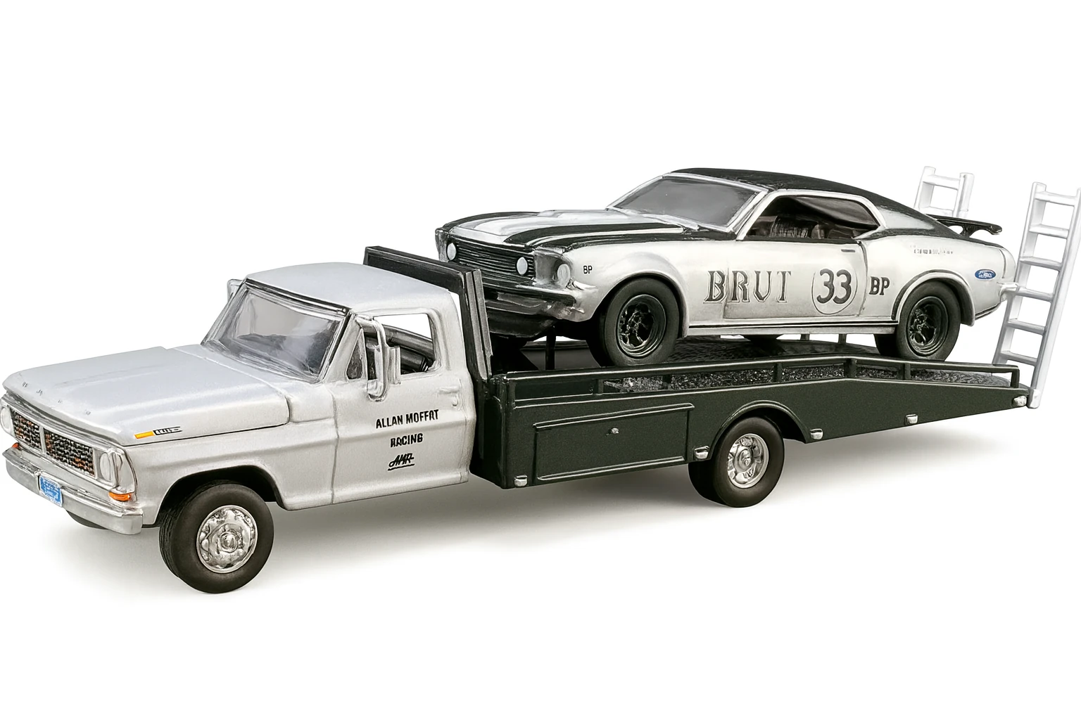 Acme | 51271 | 1/64 Ölçek 1969 Allan Moffat *Brut* Trans Am Mustang #33 on a Ford f-350 Ramp Truck.