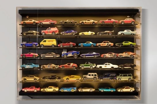 Atlantic 40101, 42 Adet 1/64 Ölçek Model Araba İçin Işıklı Duvara Monte Sergileme Ünitesi