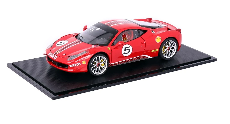 Atlantic Case 10313 Stuttgart 1:18 Ölçek Carbon Fiber efekt Tabanlı Sergileme Ünitesi