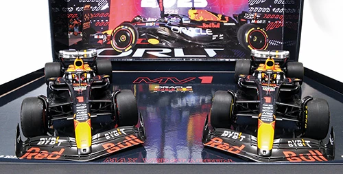 Minichamps 112231801 1/18 Ölçek 2-CAR-SET - ORACLE RED BULL RACING RB19 - MAX VERSTAPPEN - WORLD CHAMPION QATAR SPRINT & GP 2023