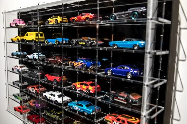 Atlantic 40111, 35 Adet 1/64 Ölçek Model Araba İçin Sergileme Ünitesi