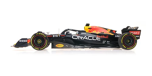Minichamps 110221501 1/18 Ölçek ORACLE RED BULL RACING RB18 - MAX VERSTAPPEN - WINNER DUTCH GP 2022 Limitli Üretim 528 Adet