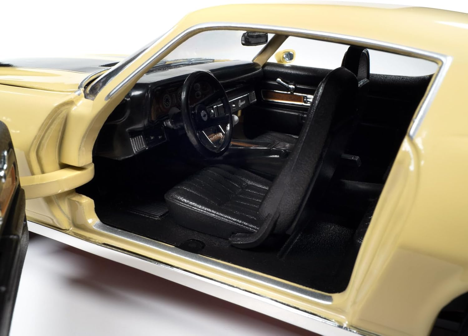 American Muscle AMM1311  1/18 Ölçek 1972 Chevrolet Camaro Rs/Z28, Sarı/Siyah Şeritli