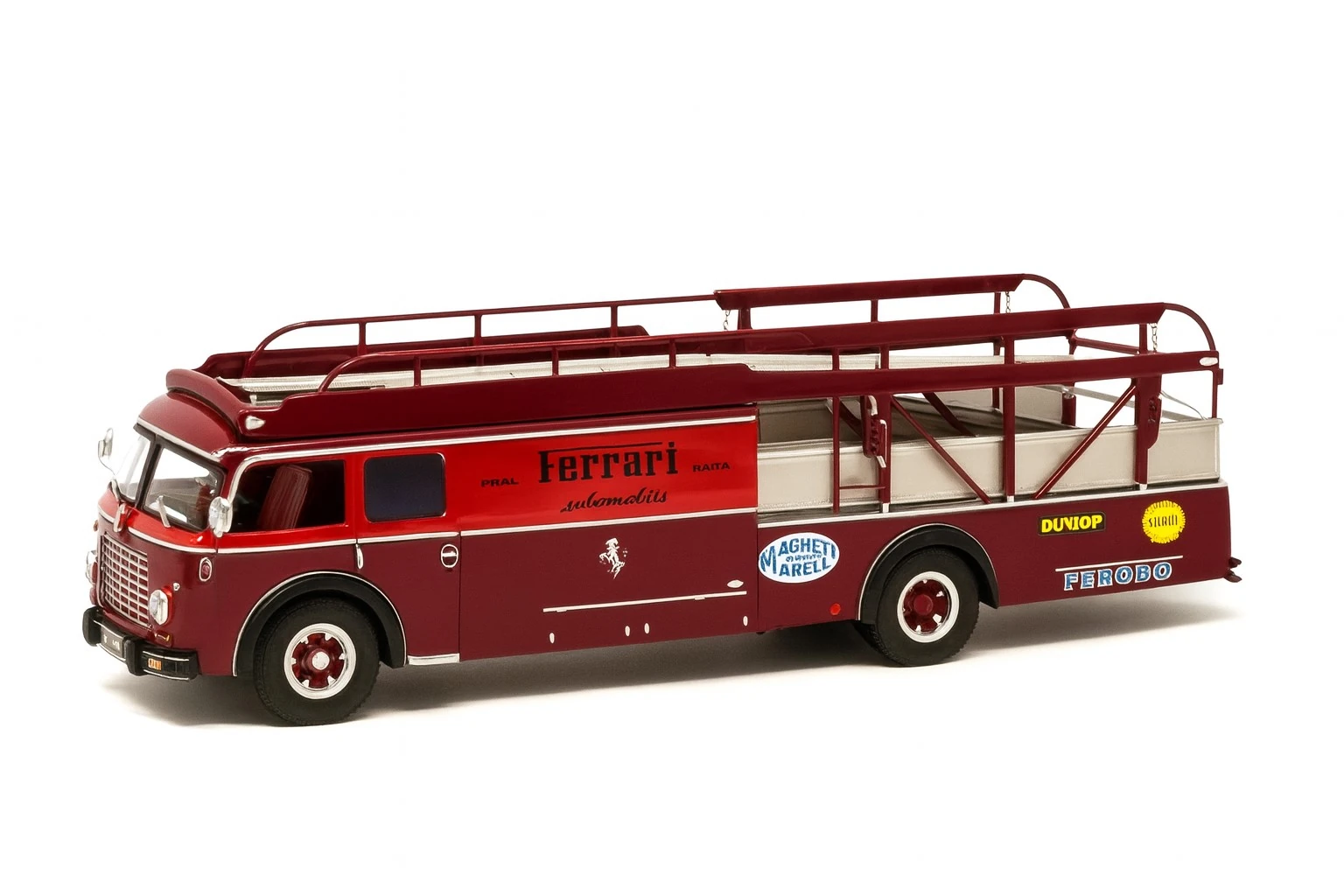 CMR 140 1/18 1957 Fiat 642 RN2 Bartoletti Ferrari Renntransporter, Kırmızı