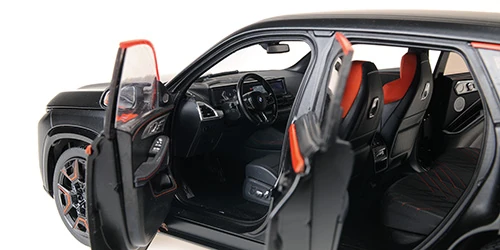 Minichamps 110023301 1/18 Ölçek BMW XM - 2023 - Mat Siyah