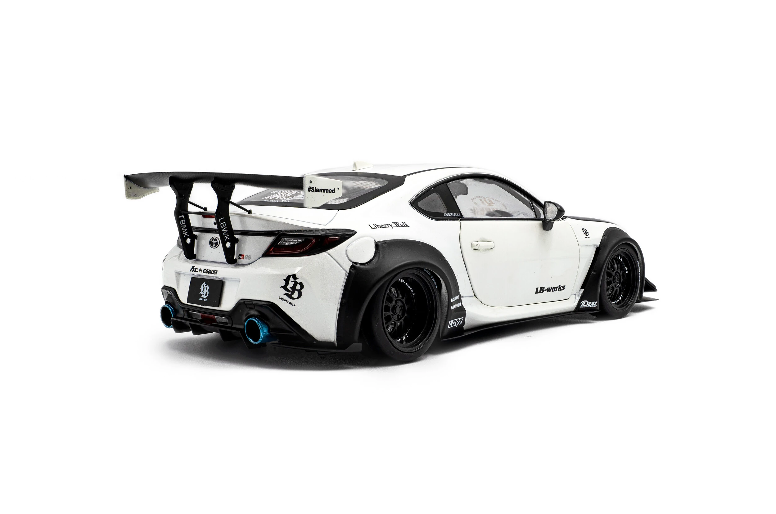 Solido | S1813602 | 1/18 Ölçek | Toyota GR86 LBWK Body Kit 2024 – İnci ...