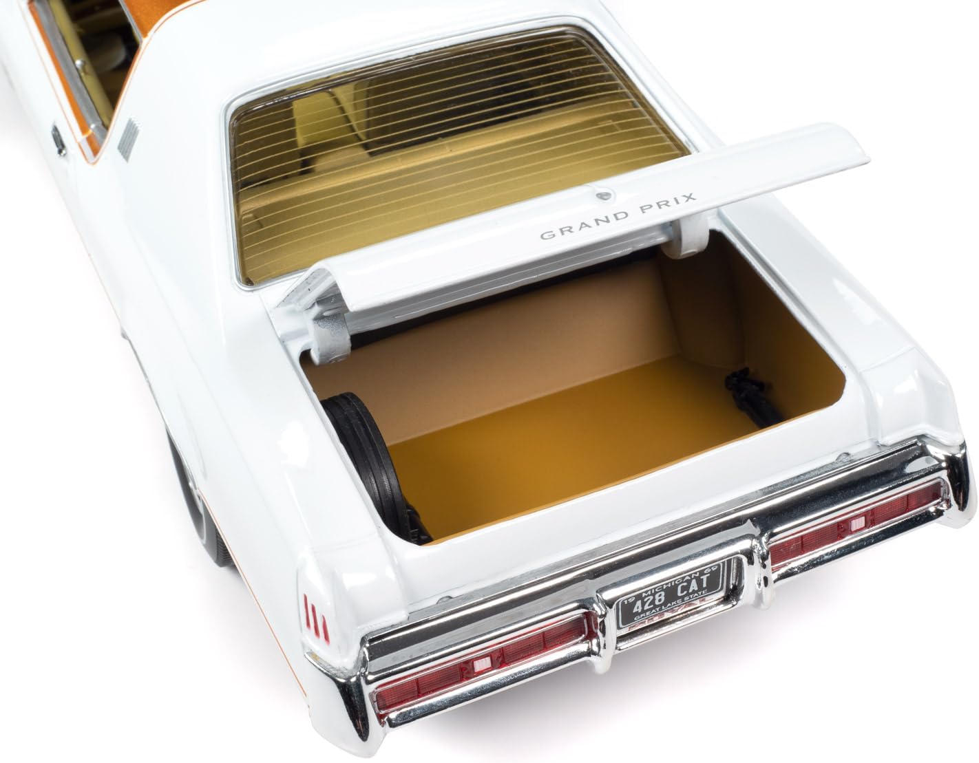 American Muscle AMM1316 1/18 Ölçek 1969 Pontiac Grand Prix *Royal Bobcat*, Cameo Beyaz