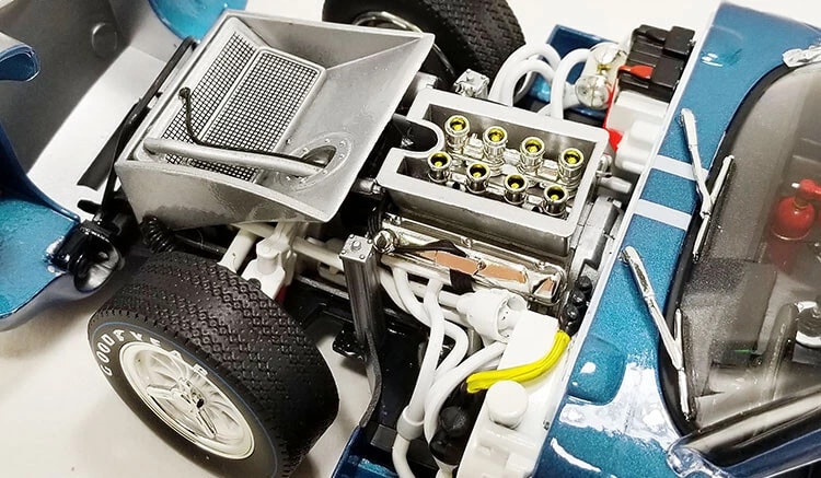 Acme SC18003  1/18 1964 Daytona Coupe #15 *Dan Gurney For President*, Mavi / Beyaz