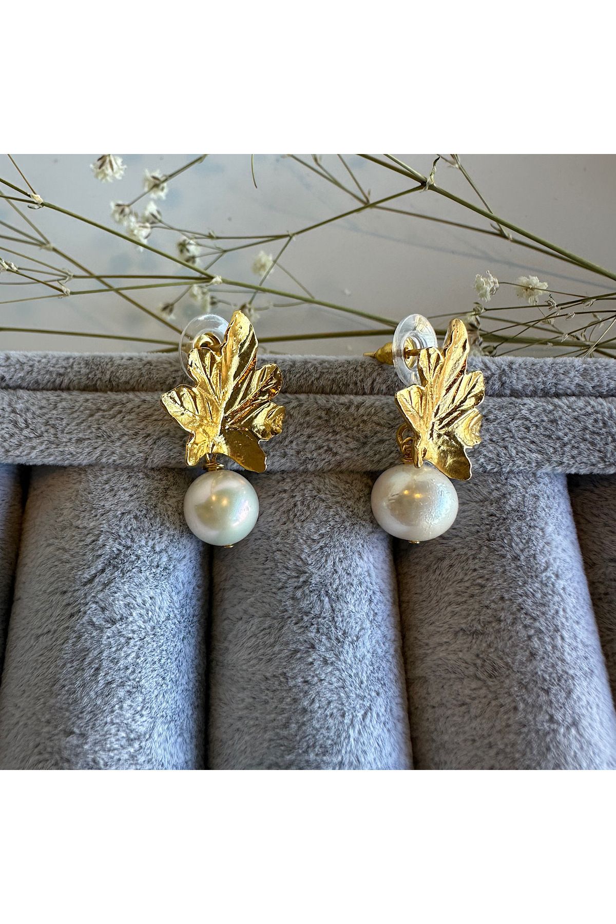 Yaprak Model Barok İnci Küpe