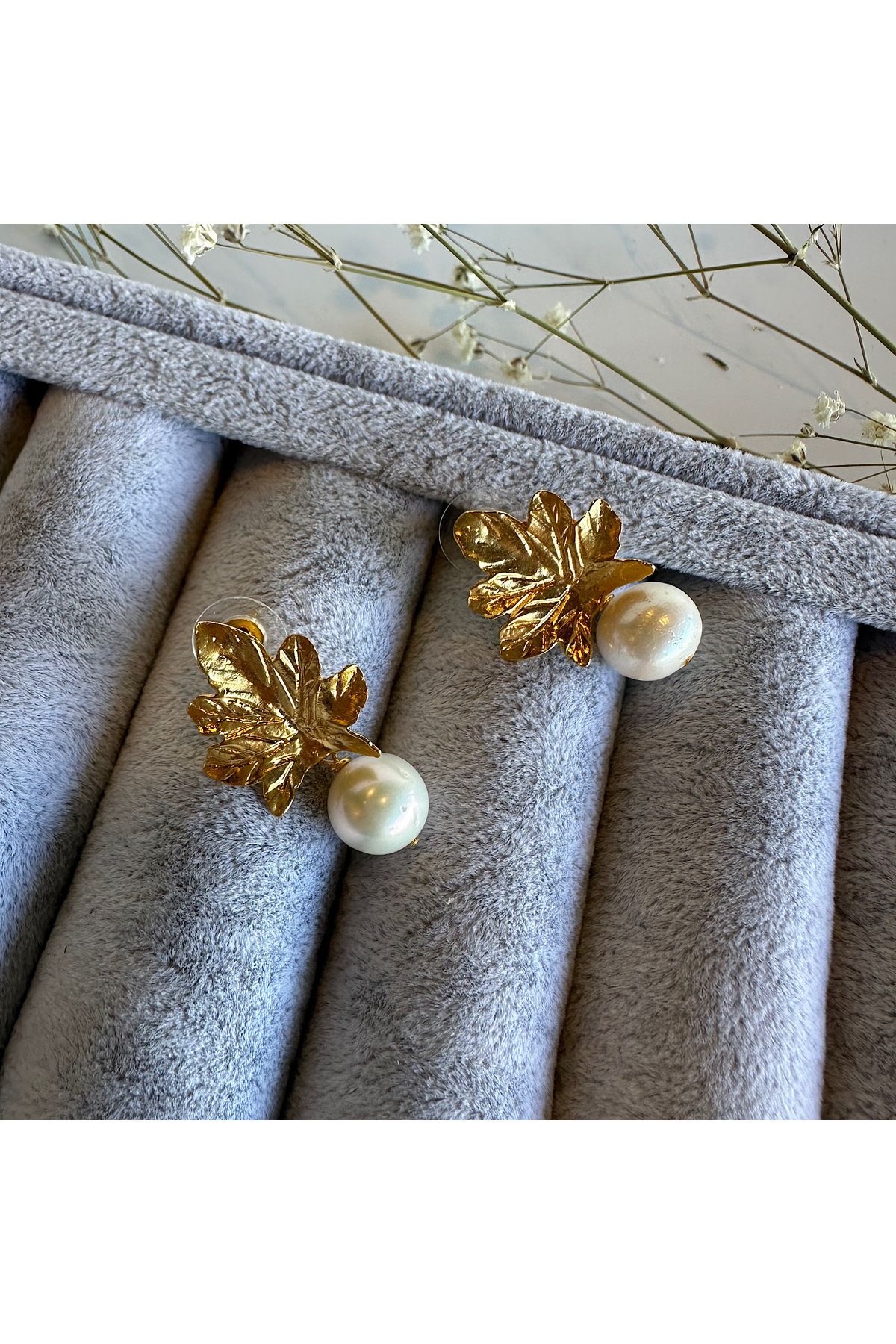 Yaprak Model Barok İnci Küpe