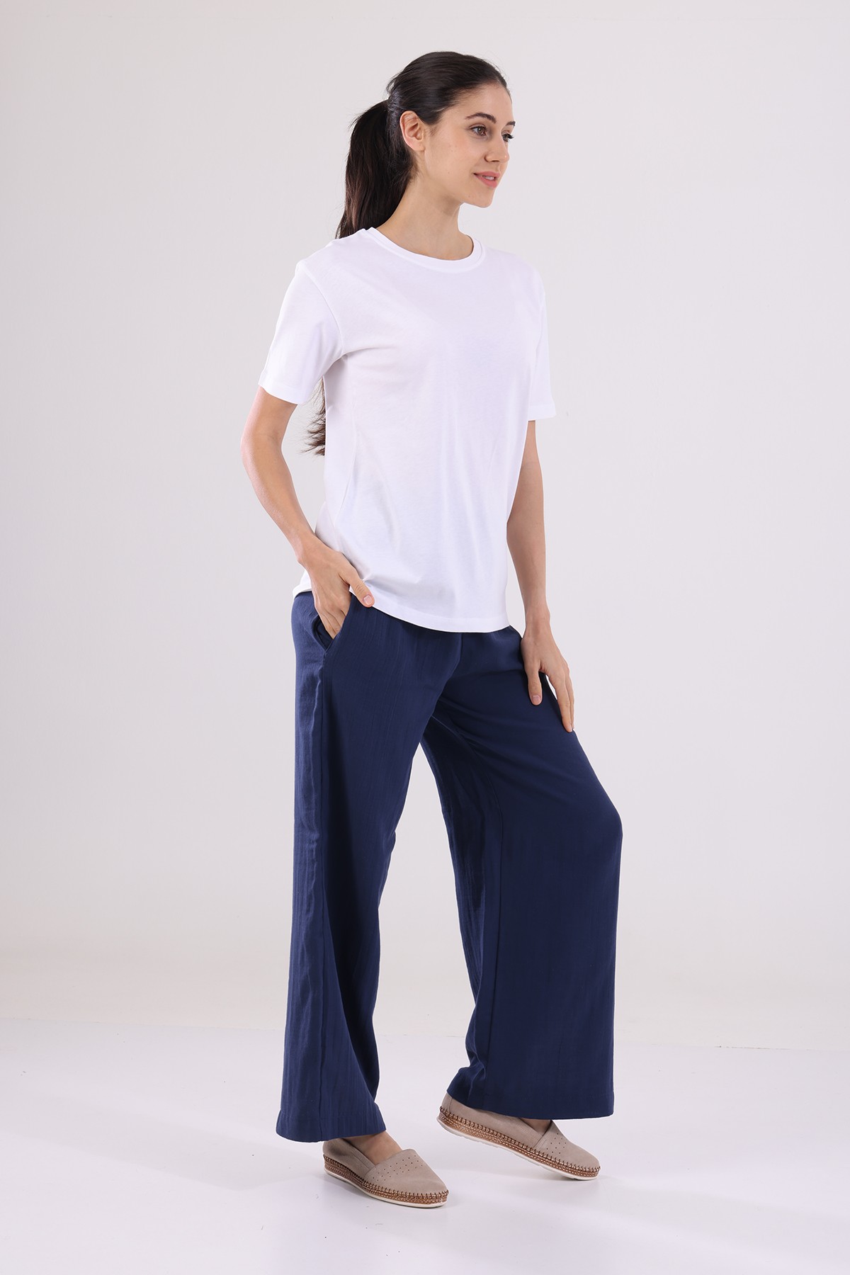 Bisiklet Yaka Basic Tişört