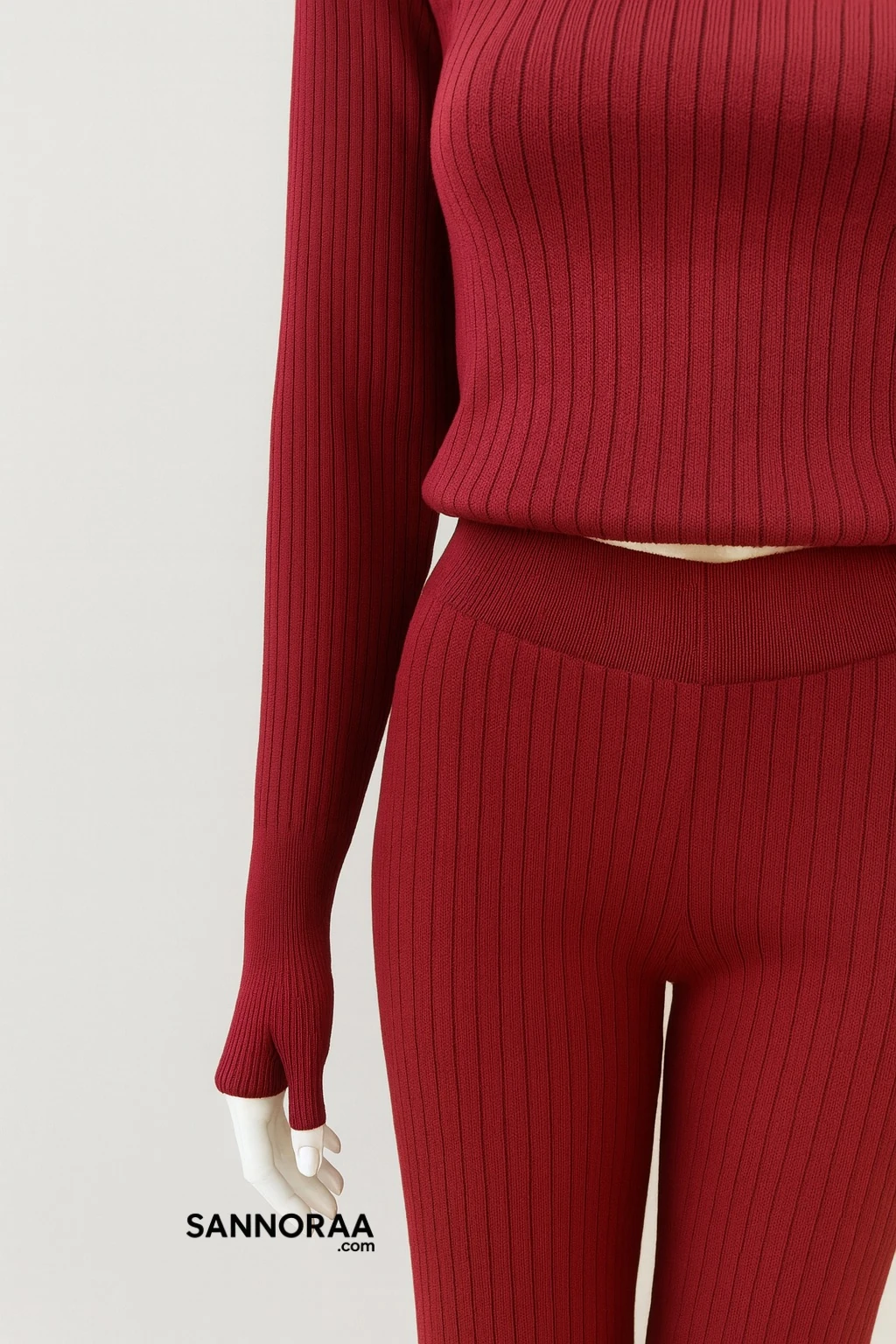 Geniş Paçalı Kırmızı Triko Takım