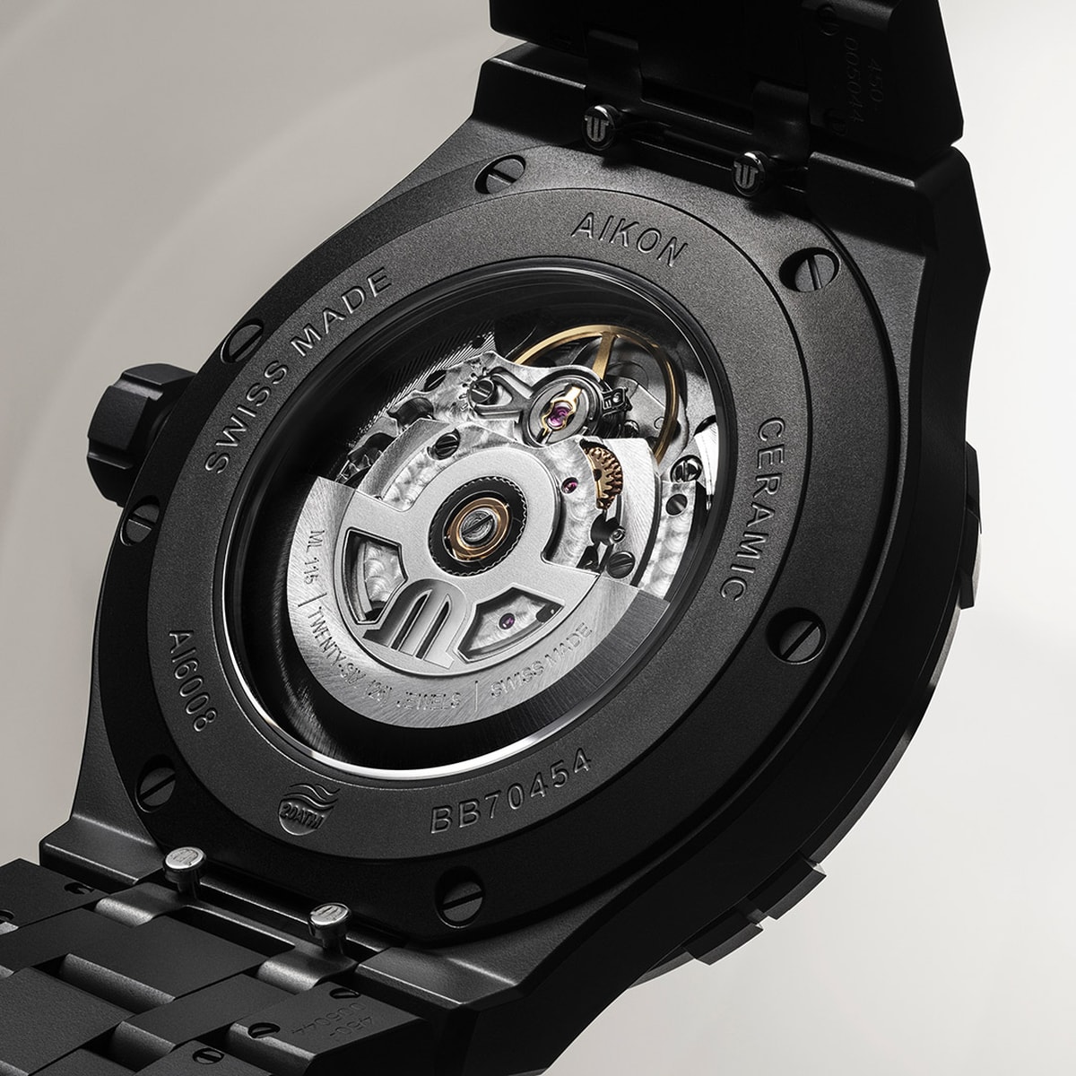 MAURİCE LACROIX  AIKON OTOMATİK SERAMİK 42MM