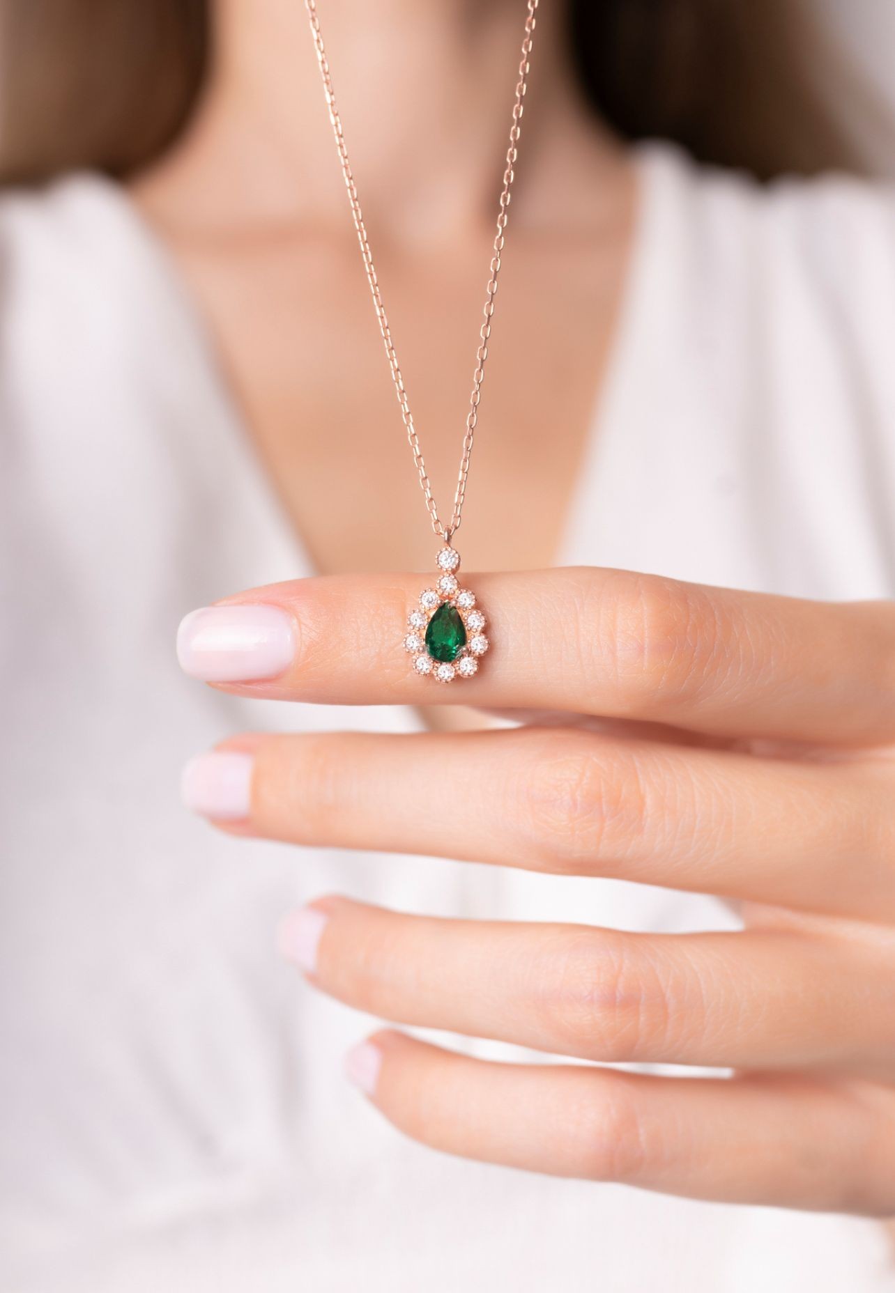 925 Ayar Gümüş Rose Damla Safir Taşlı Kolye