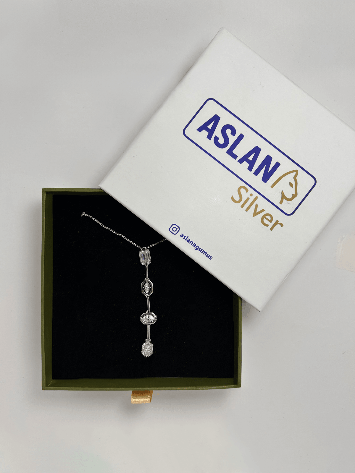 ASLANA 925 Ayar Gümüş Beyaz Messika Motifli Şahmeran Bileklik