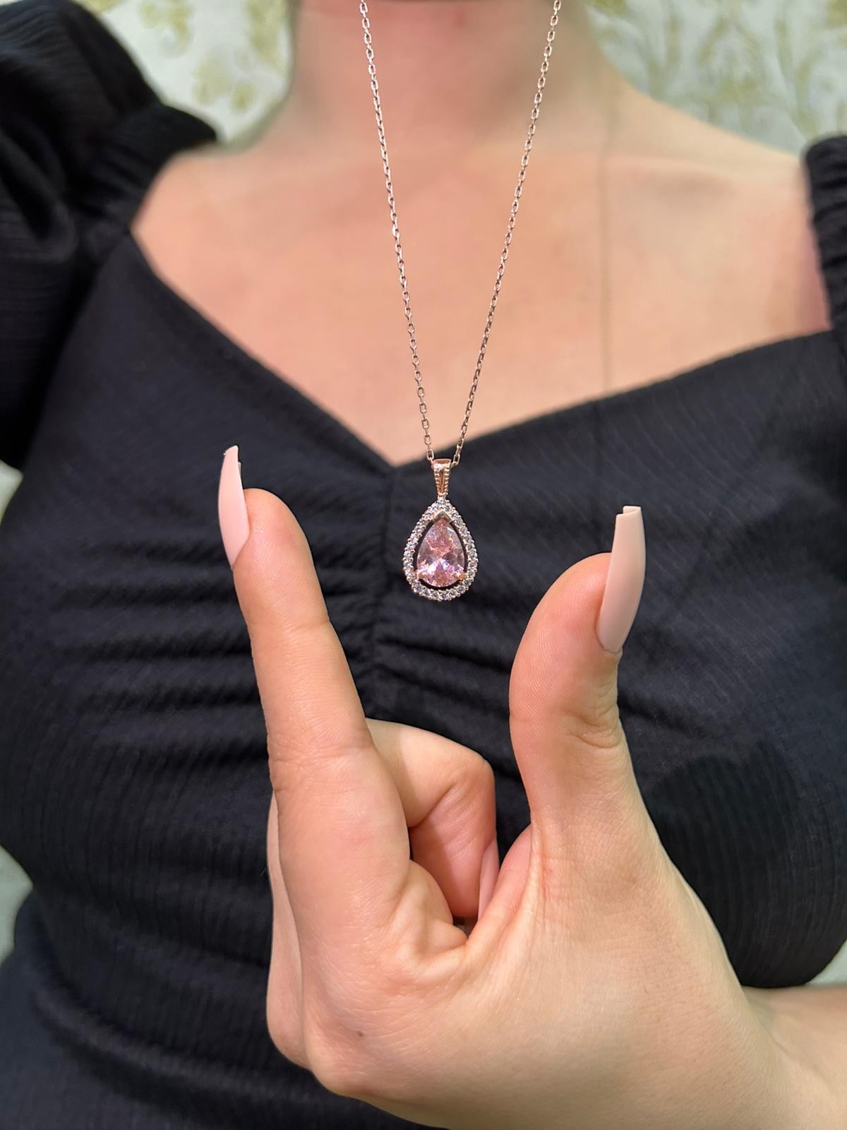 925 Ayar Gümüş Rose Safir Taşlı Damla Kolye