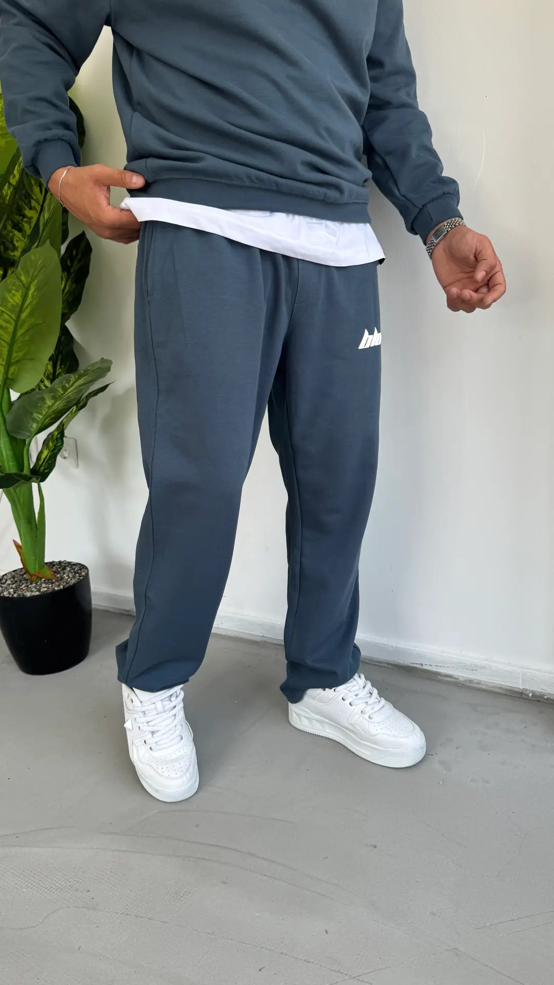 Blow Baskı Detay Takım ( T-shirt Hediyeli )