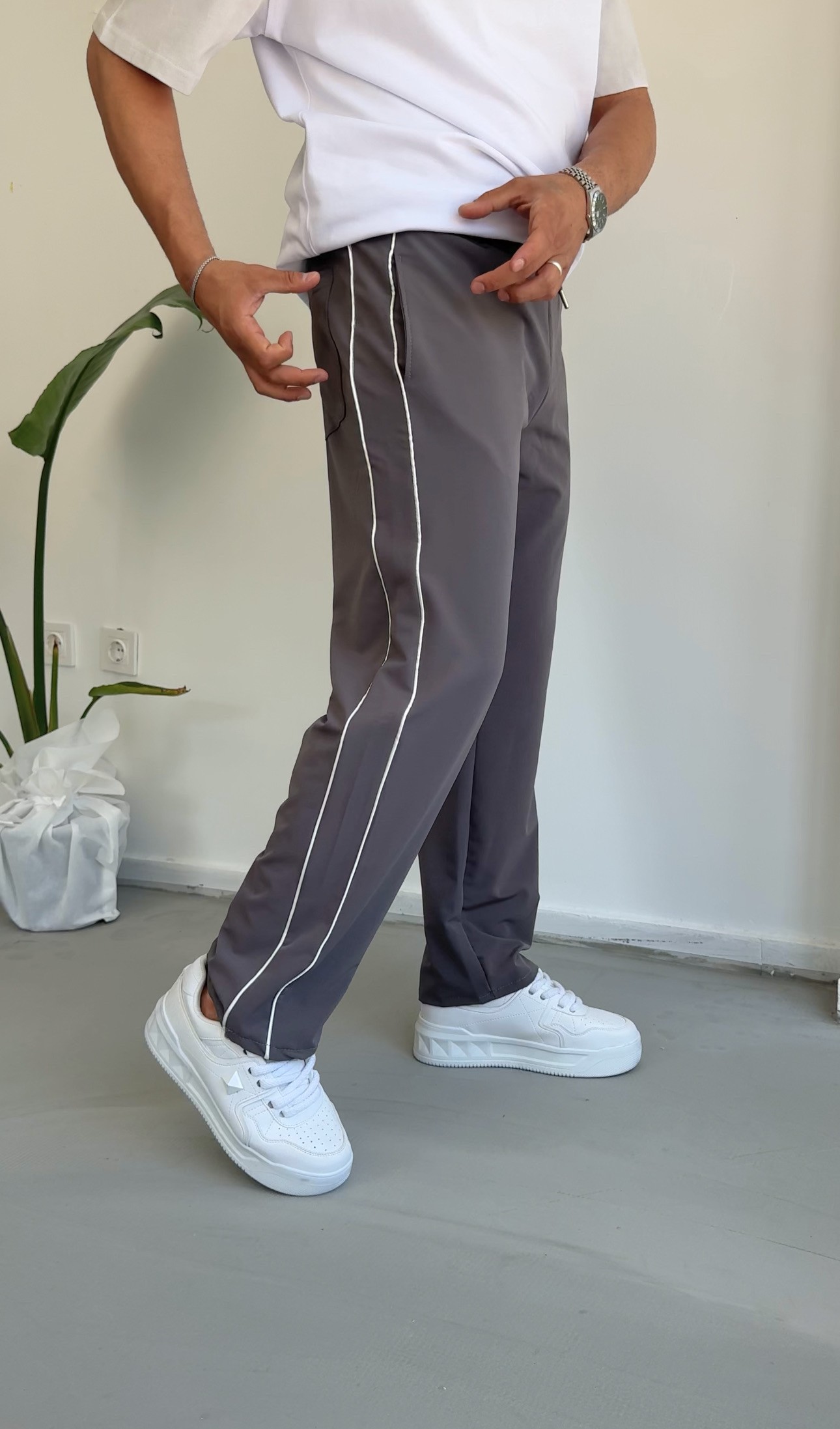 paraşüt kumaş şerit detay pantolon