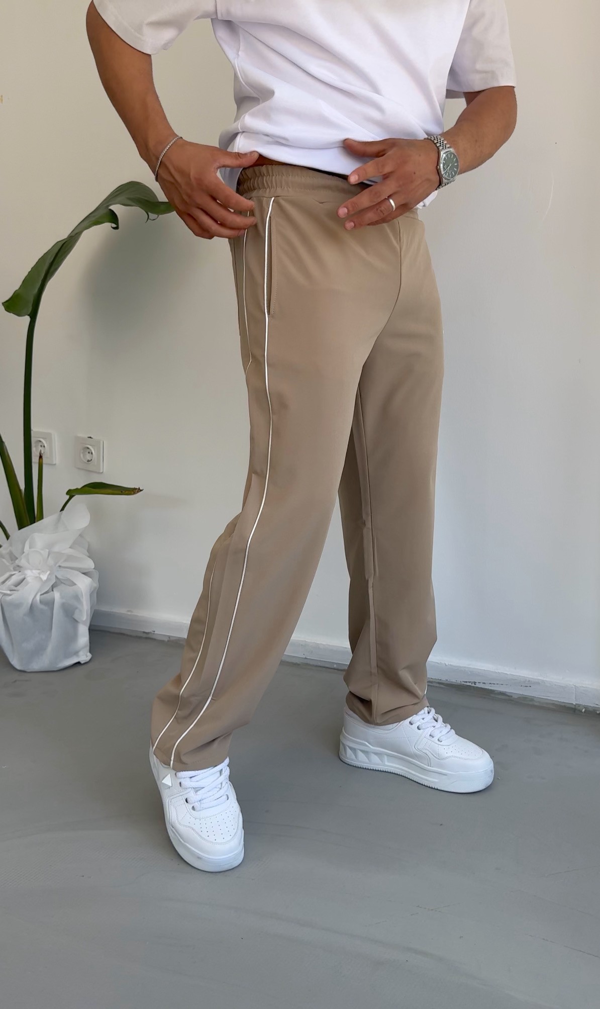 paraşüt kumaş şerit detaylı pantolon