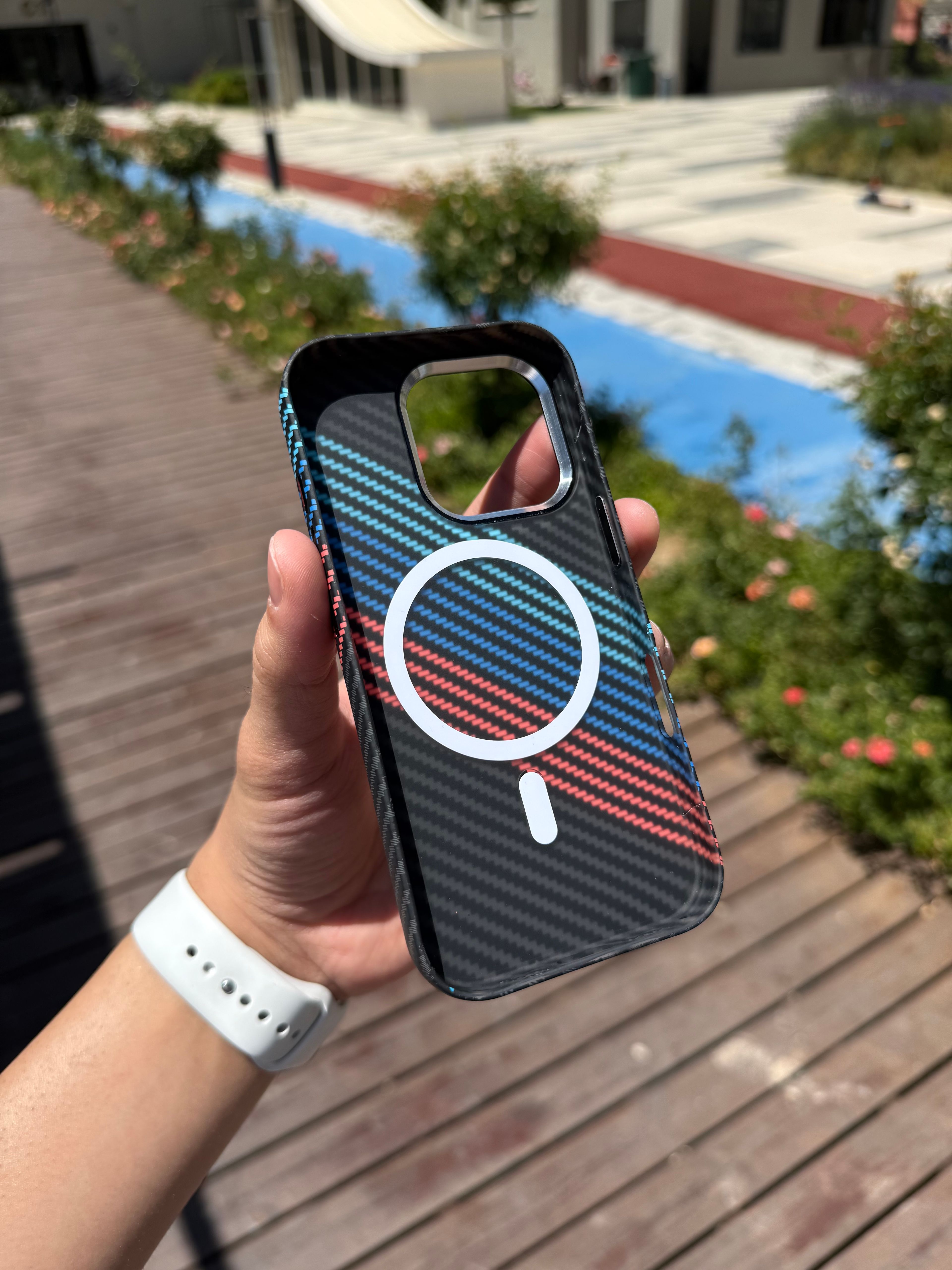 M-Line Magsafe Karbon Telefon Kılıfı