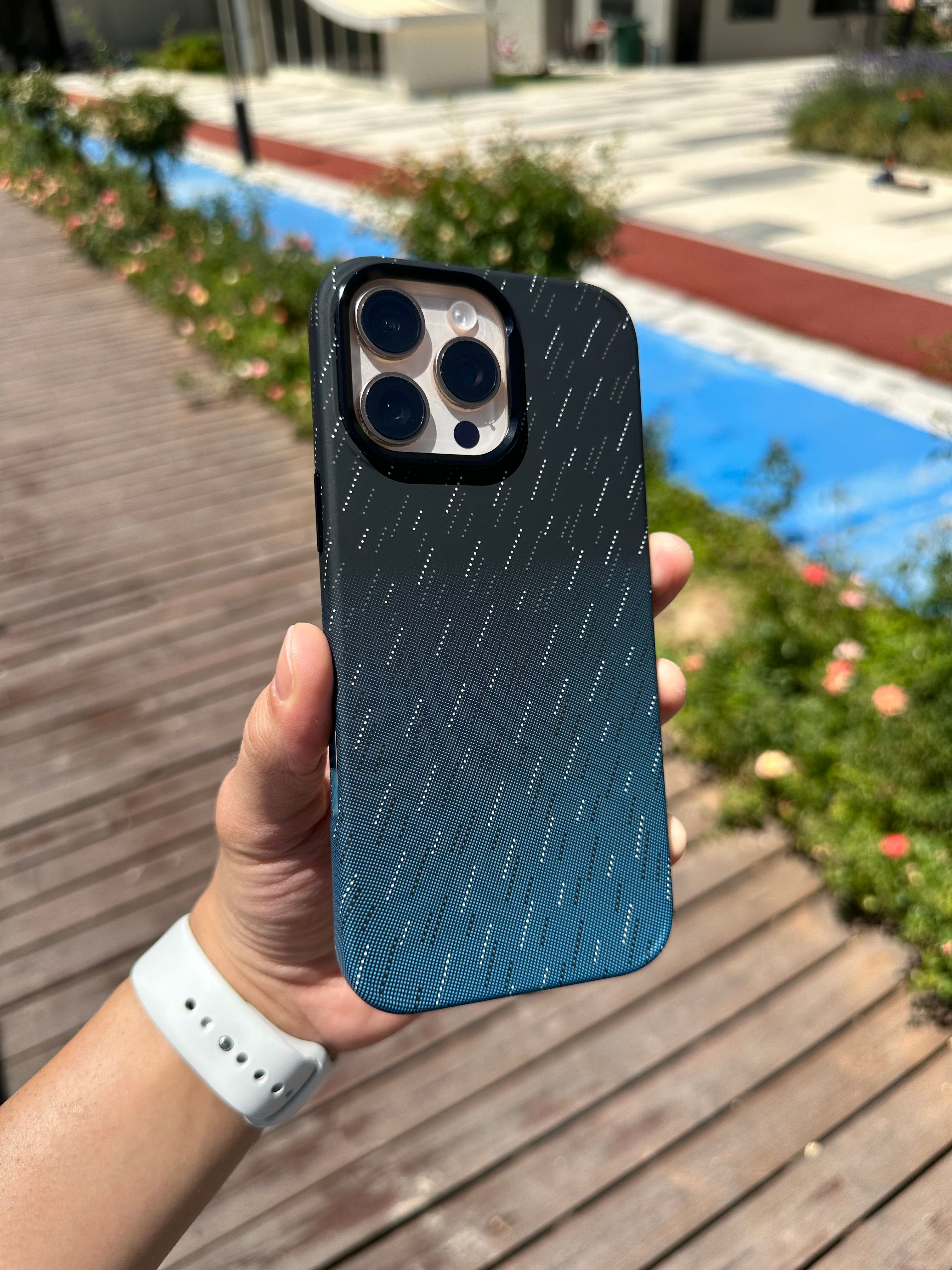 Rainfall Magsafe Karbon Telefon Kılıfı
