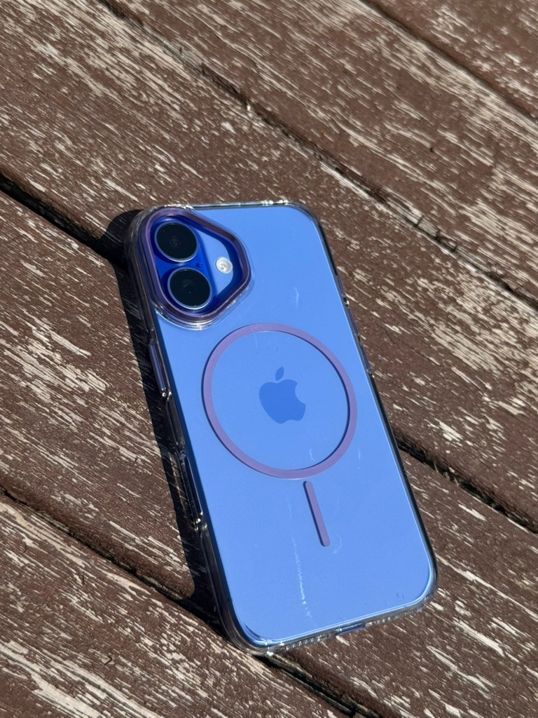 Sararmaz İnce MagSafe Halkalı iPhone Telefon Kılıfı  - Mor