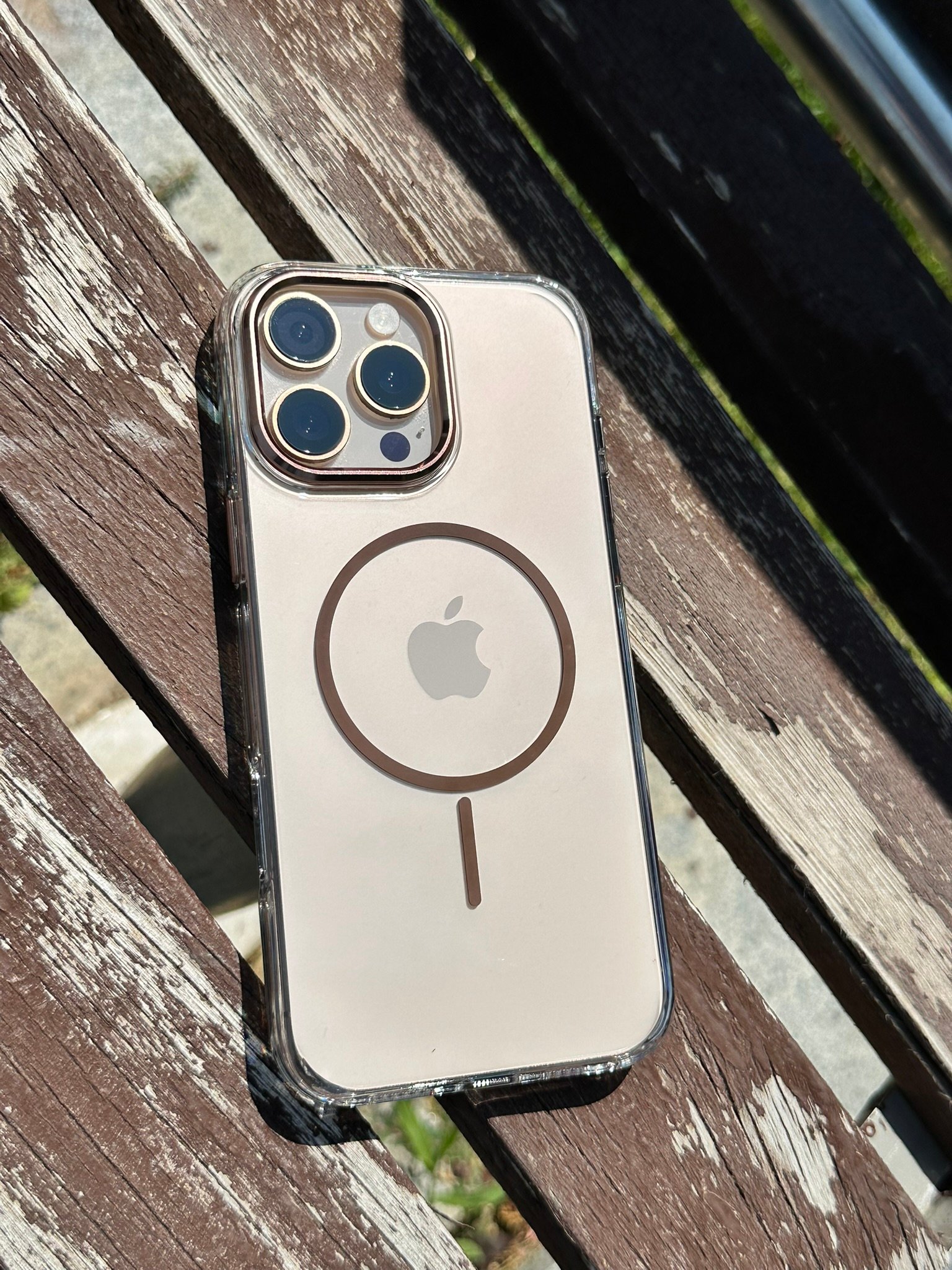 Sararmaz İnce MagSafe Halkalı iPhone Telefon Kılıfı 