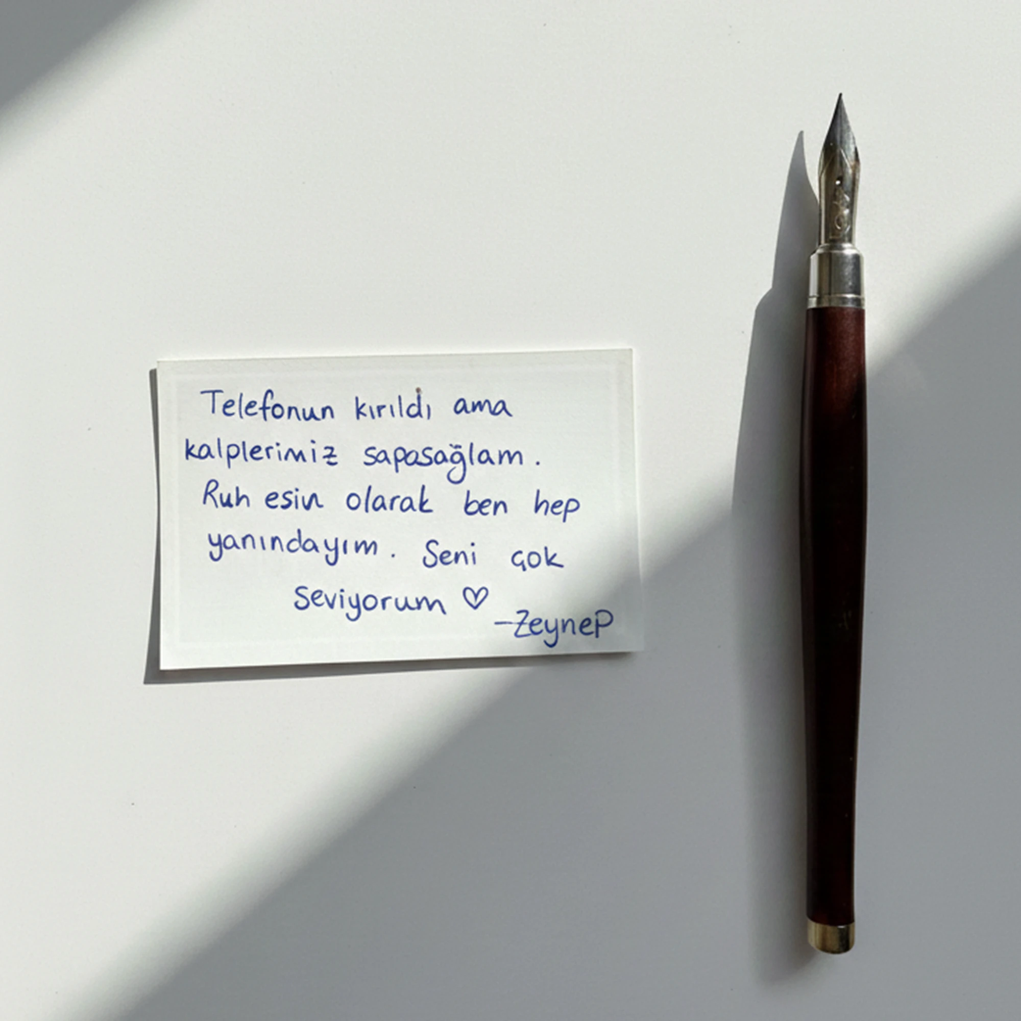 Hediye Paketi ve El Yazısı Hediye Notu